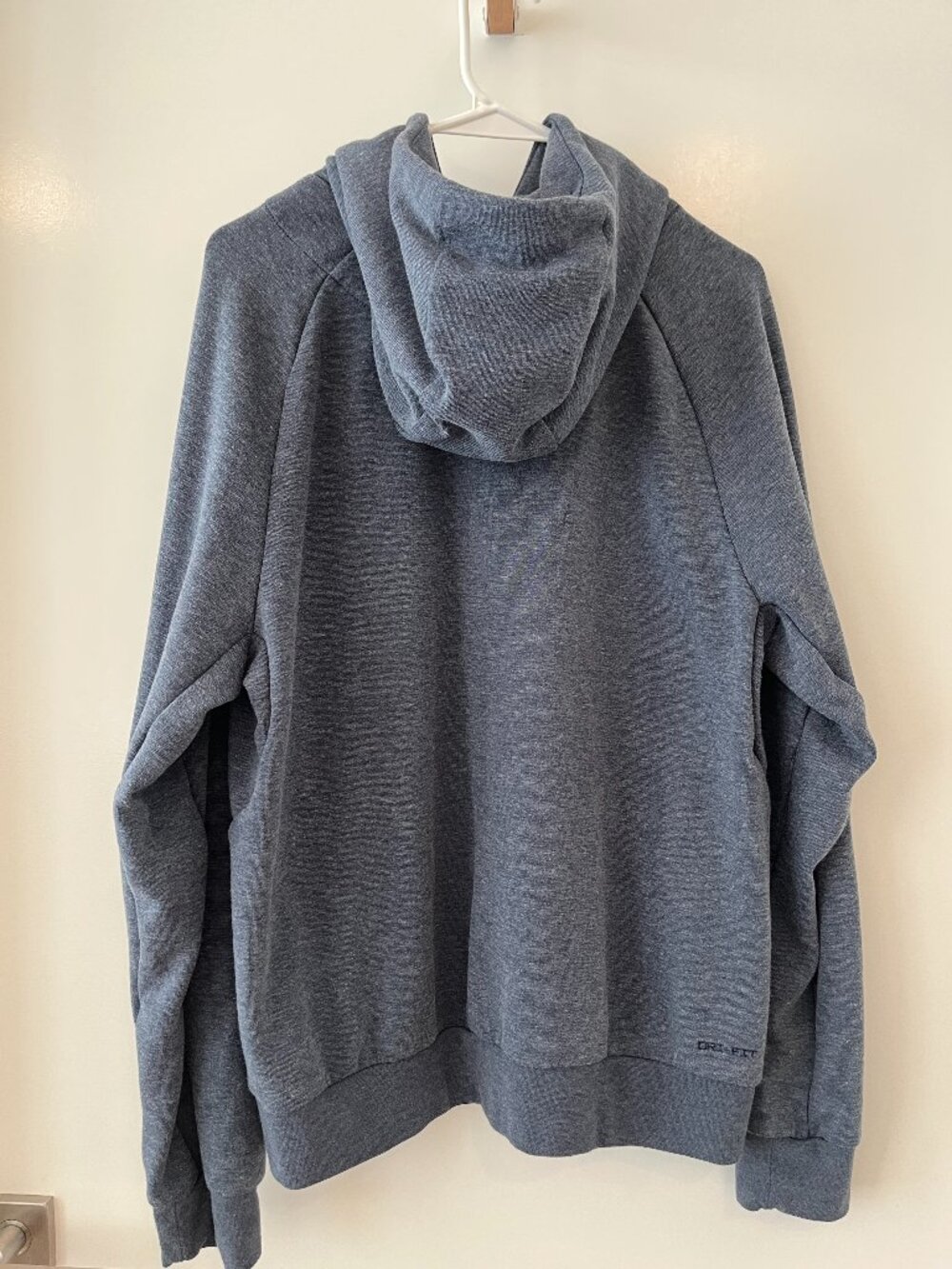 Nike Men's Medium Dri-FIT Heather Gray Pullover Hoodie Athletic Training - Picture 5 of 5